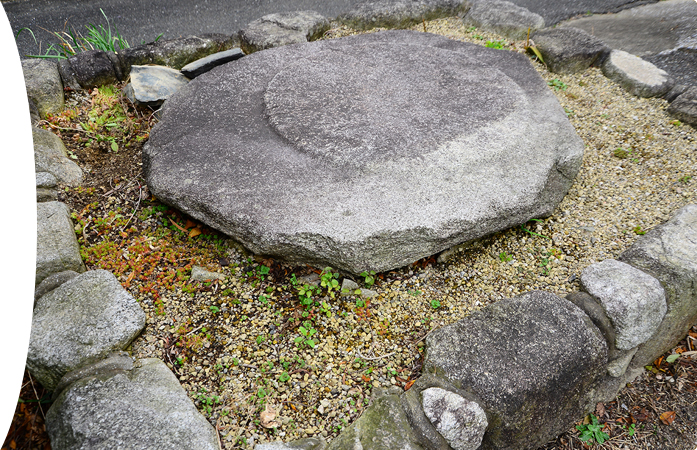 筑前国分尼寺跡筑前国分尼寺跡礎石